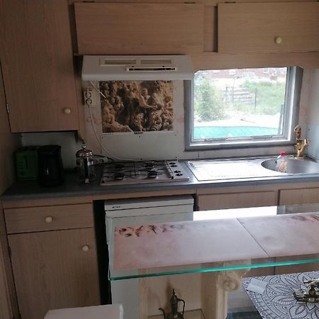 Отель Mobilheim In Alttrebbin Neutrebbin Экстерьер фото